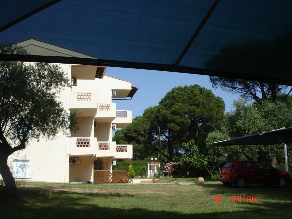 Elena Apartments Nikiti  Exterior foto